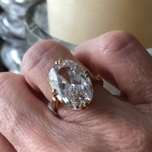 Sparkly costume ring